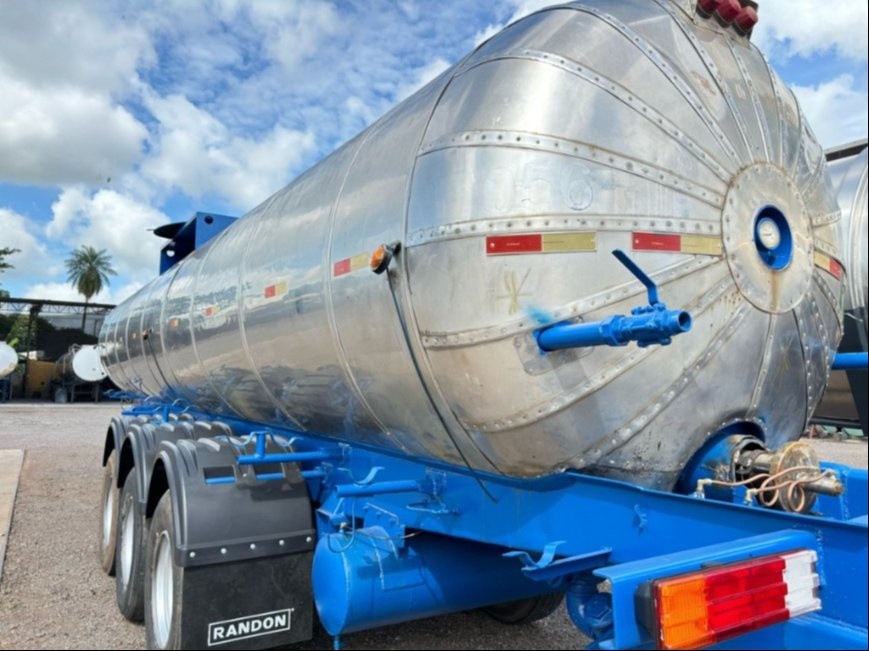 Carroceria Randon Carreta inox - Ano 1985