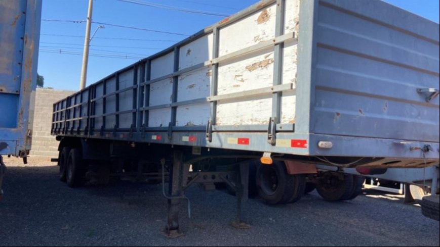 Carroceria Facchini Graneleiro  - Ano 2011