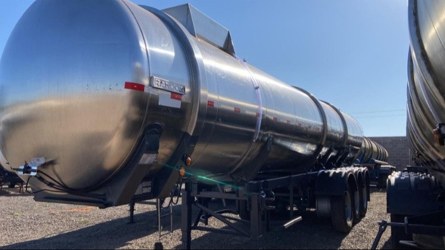 Carroceria Randon Carreta inox 30 Mil Litros - Ano 1996