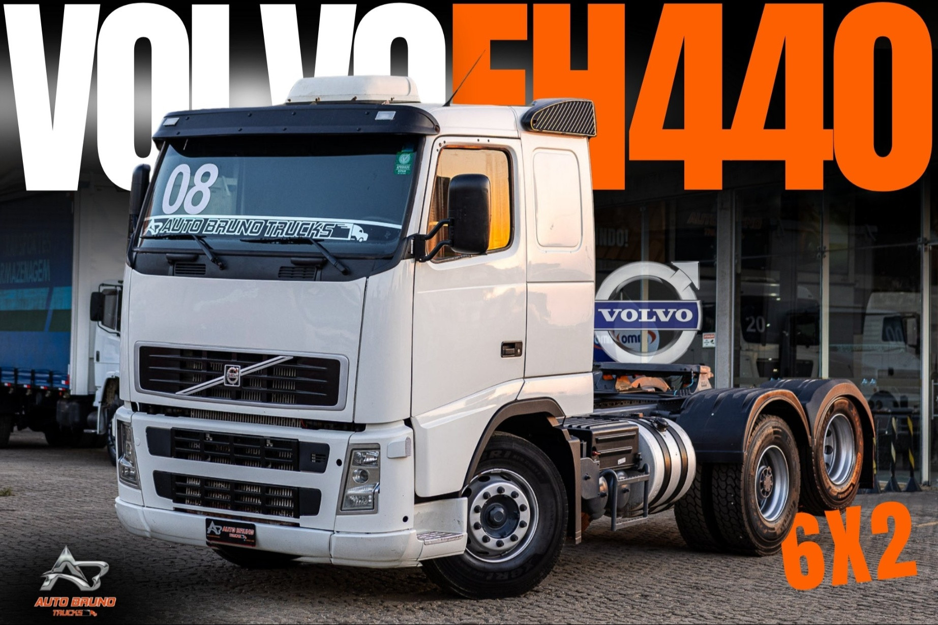 Caminhão Volvo FH 440 - ano 2008
