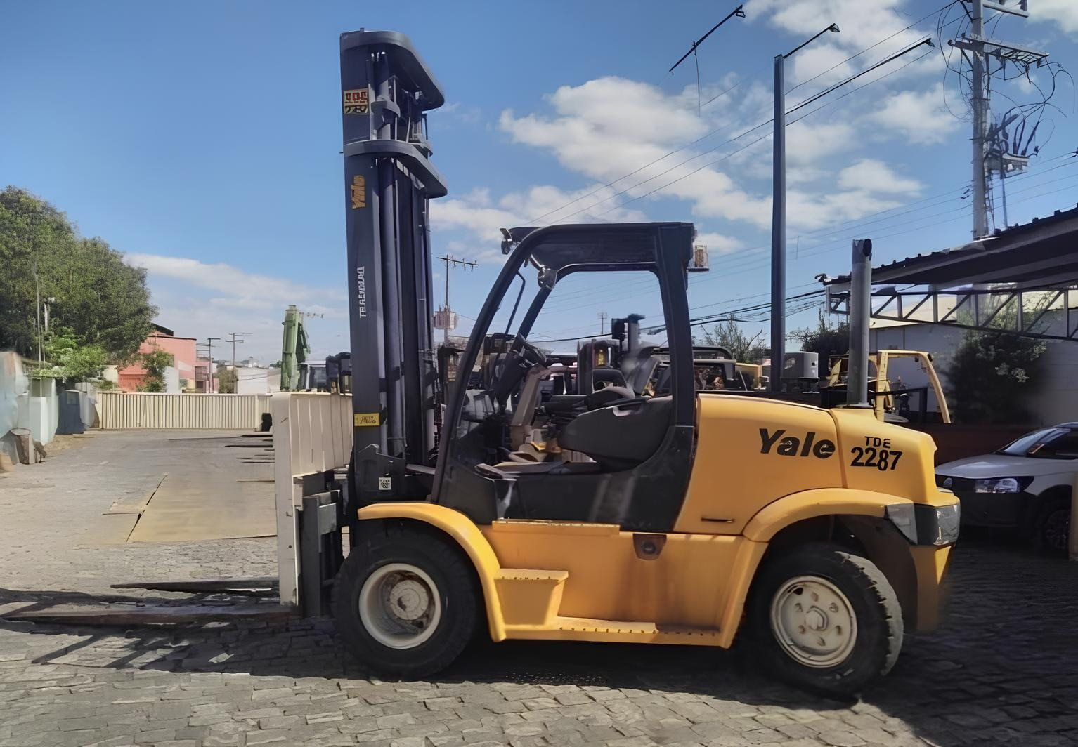 Empilhadeira Yale 155VX ano 2018, à diesel, para 7 Toneladas, com 20.000 horas