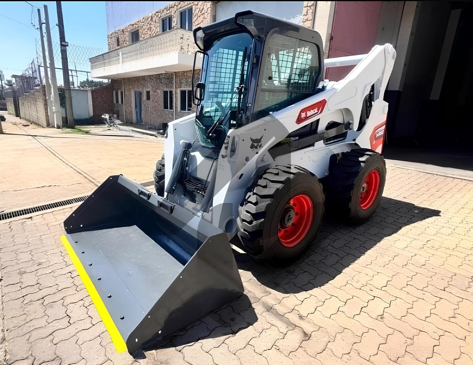 Mini Carregadeira Bobcat S850 ano 2011 com 5600 horas