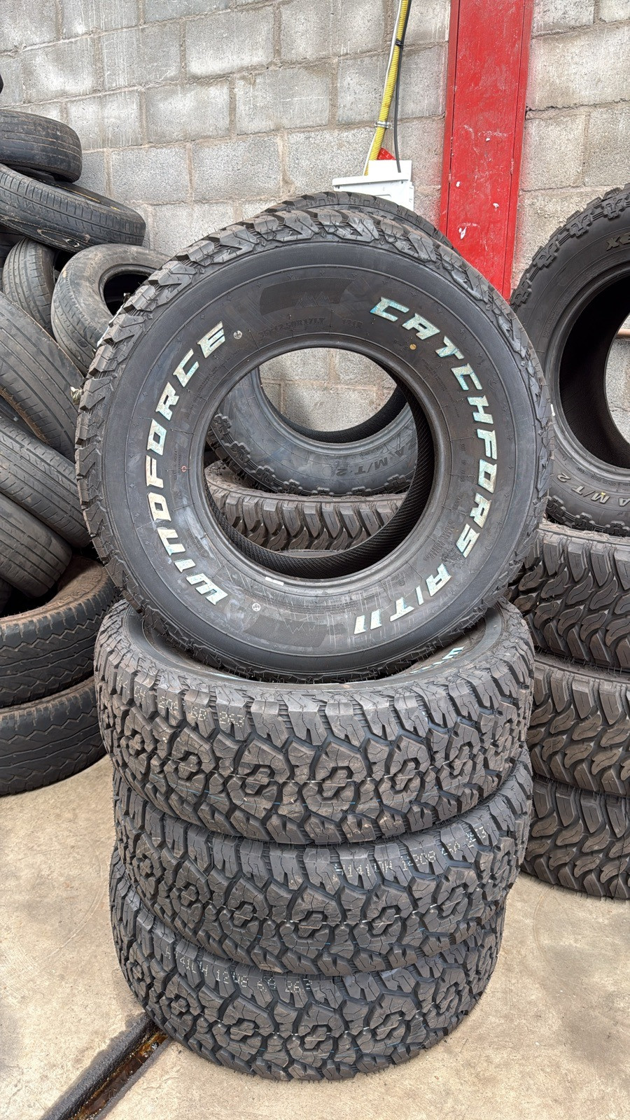 35/12,5/17 WINDFORCE A/T - Aro 17 IMPORTADO PRIMEIRA LINHA