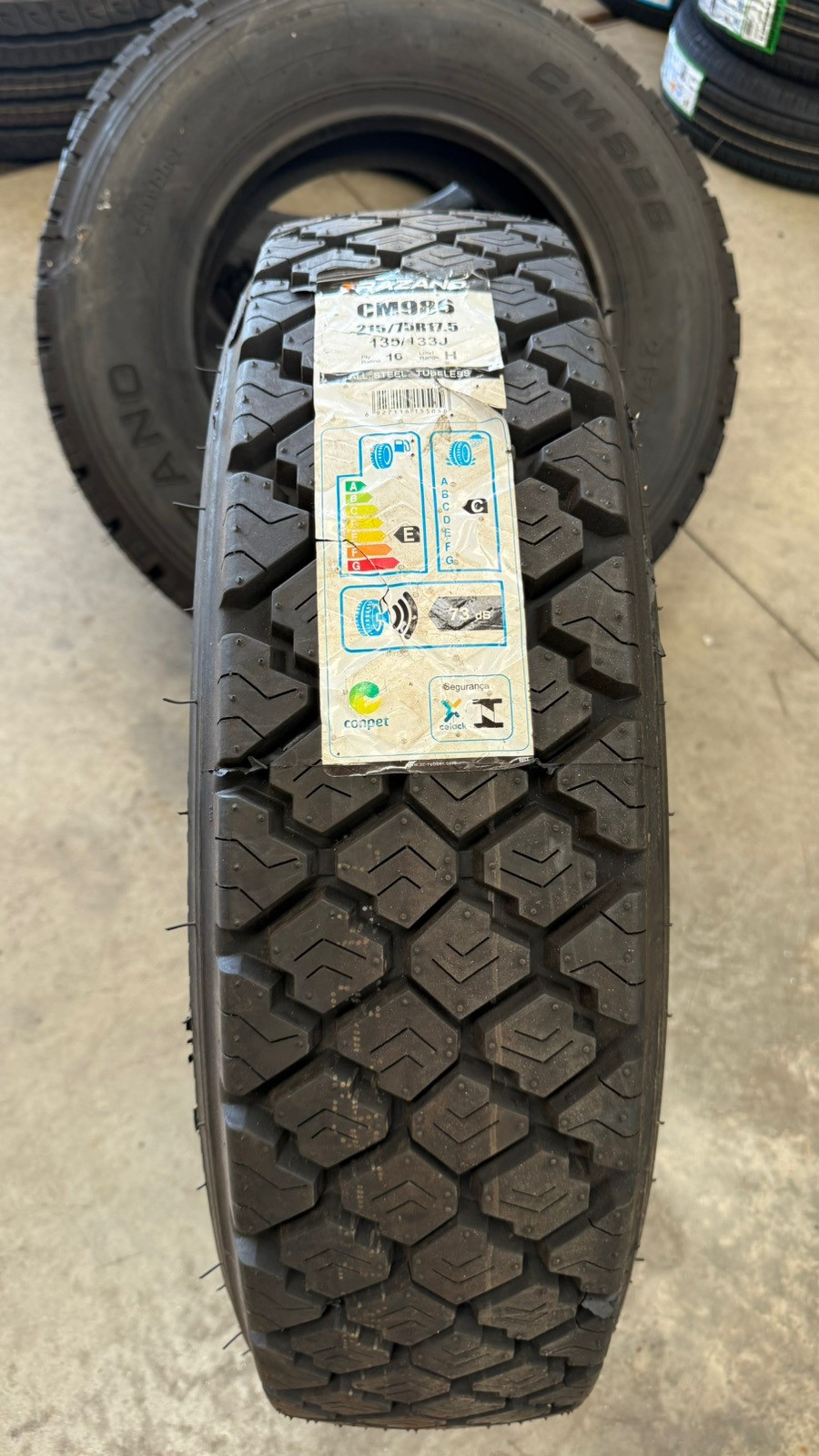 215/75/17,5 TRAZANO - Aro 17,5 IMPORTADO PRIMEIRA LINHA