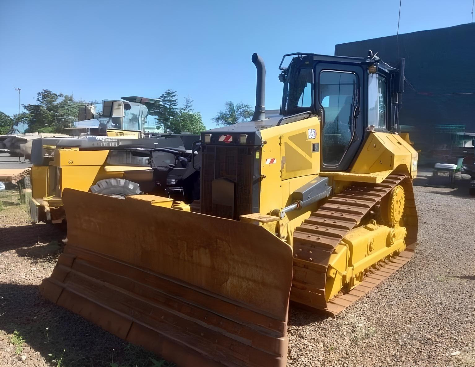 Trator de Esteira Caterpillar D5 ano 2020 com 11.650 horas