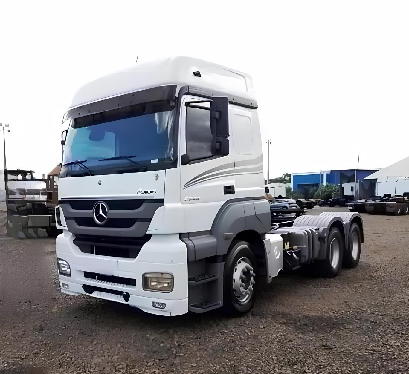 MB Axor 2644 ano 2022, 6x4, Automático, com 67.000 km