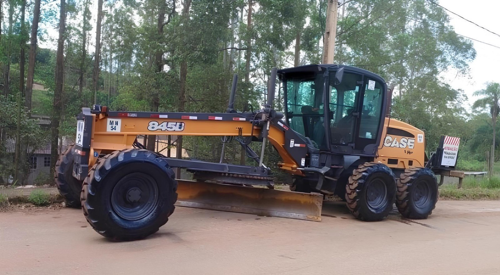 Motoniveladora Case 845 B ano 2021 com 5860 horas