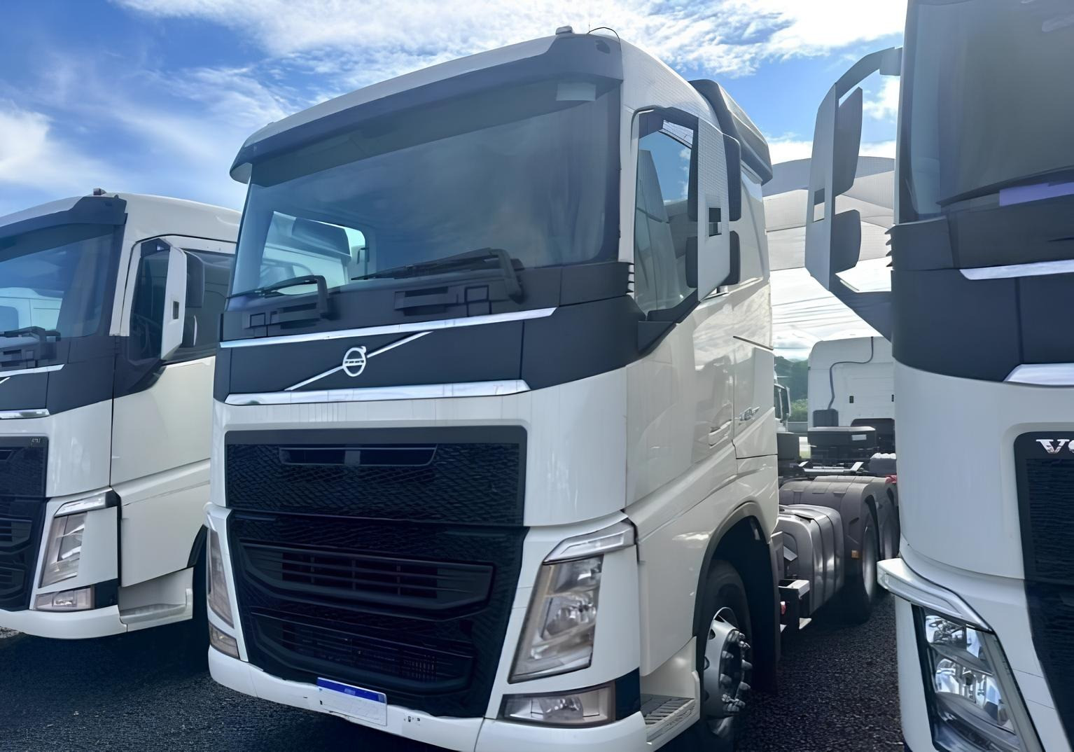 Caminhão Volvo FH 540 ano 2021, 6x4, Bug pesado, média de 180.000 km