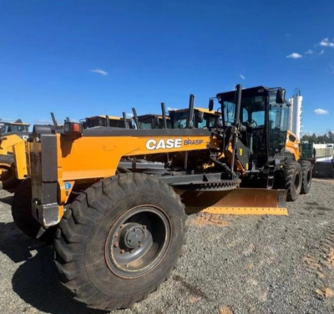 Motoniveladora Case 865B ano 2023 com 3500 horas