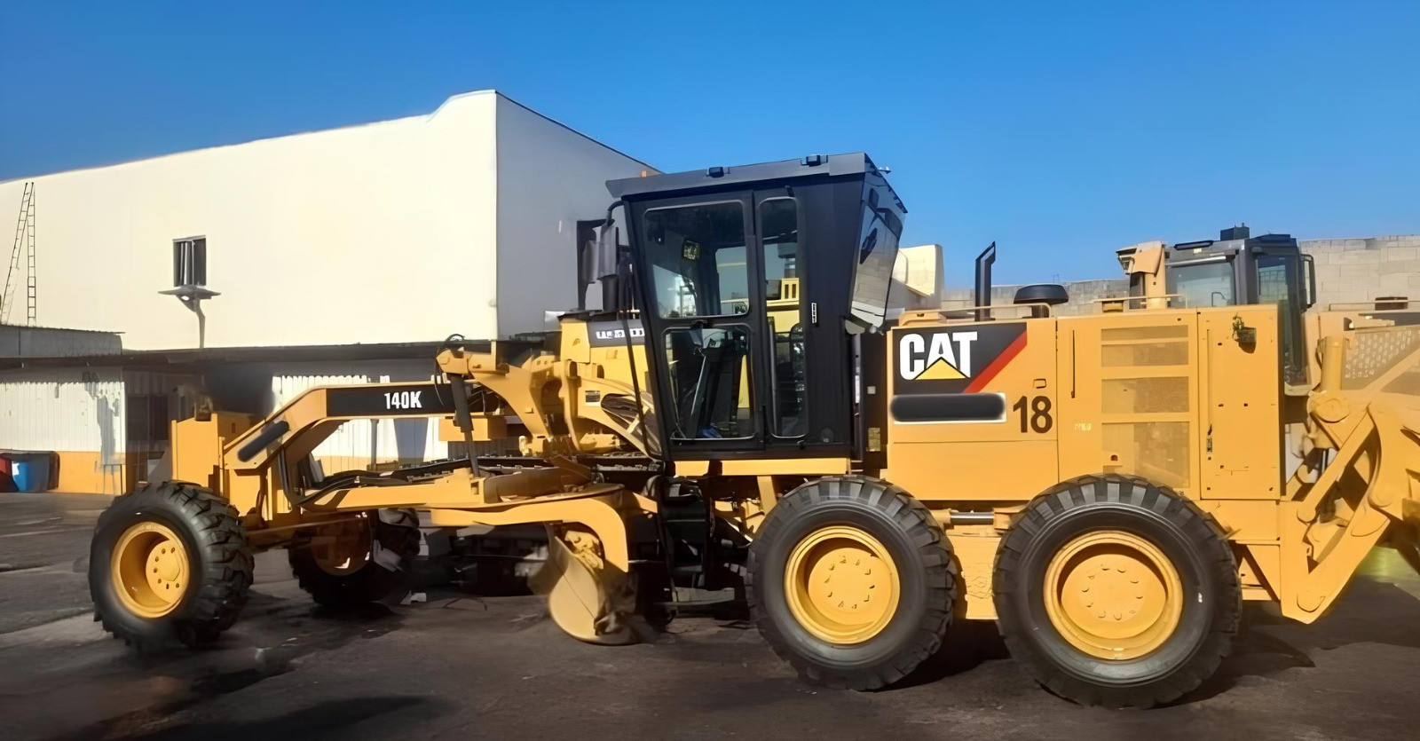 Motoniveladora Caterpillar 140K ano 2019 com 4800 horas