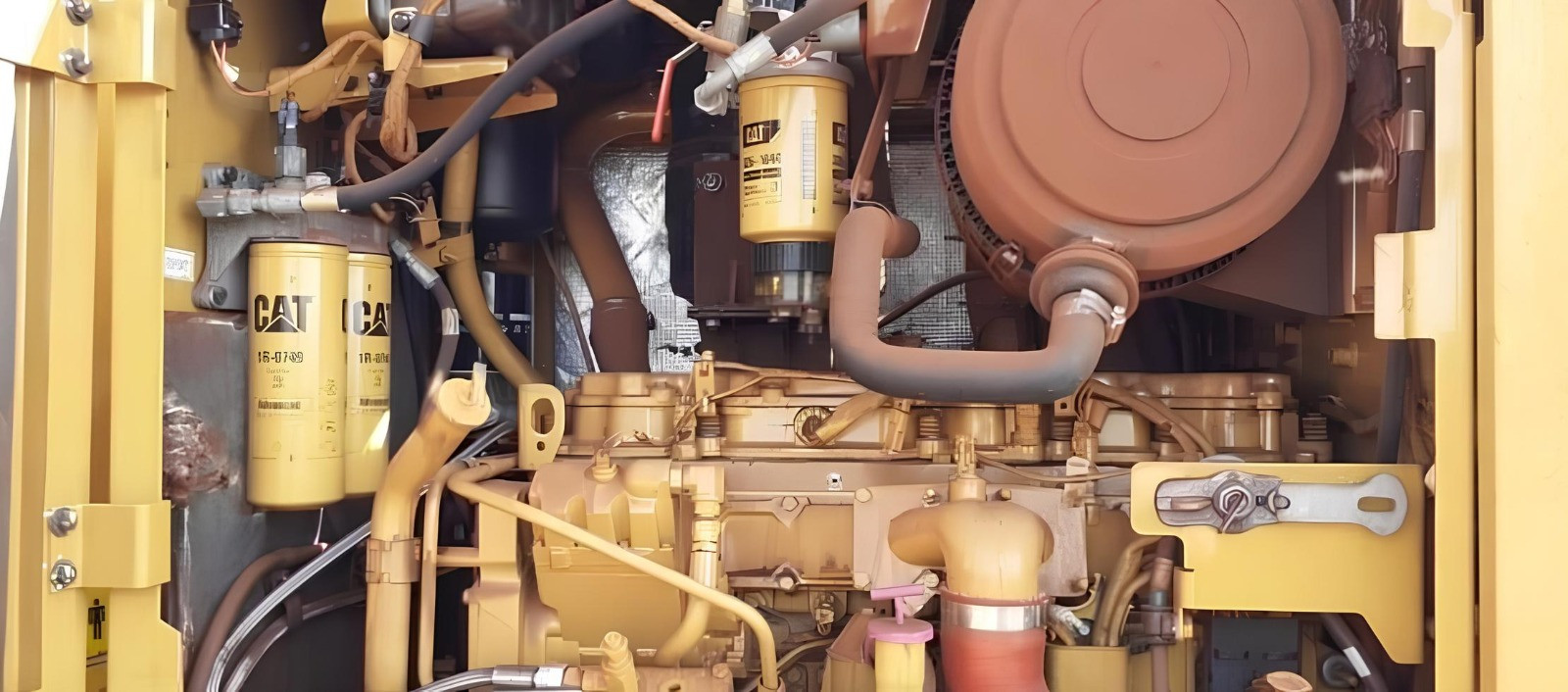 Motoniveladora Caterpillar 140K ano 2019 com média de 4000 horas
