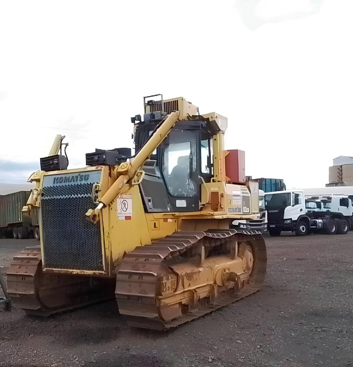 Trator de Esteira komatsu D85EX 15E0 ano 2020