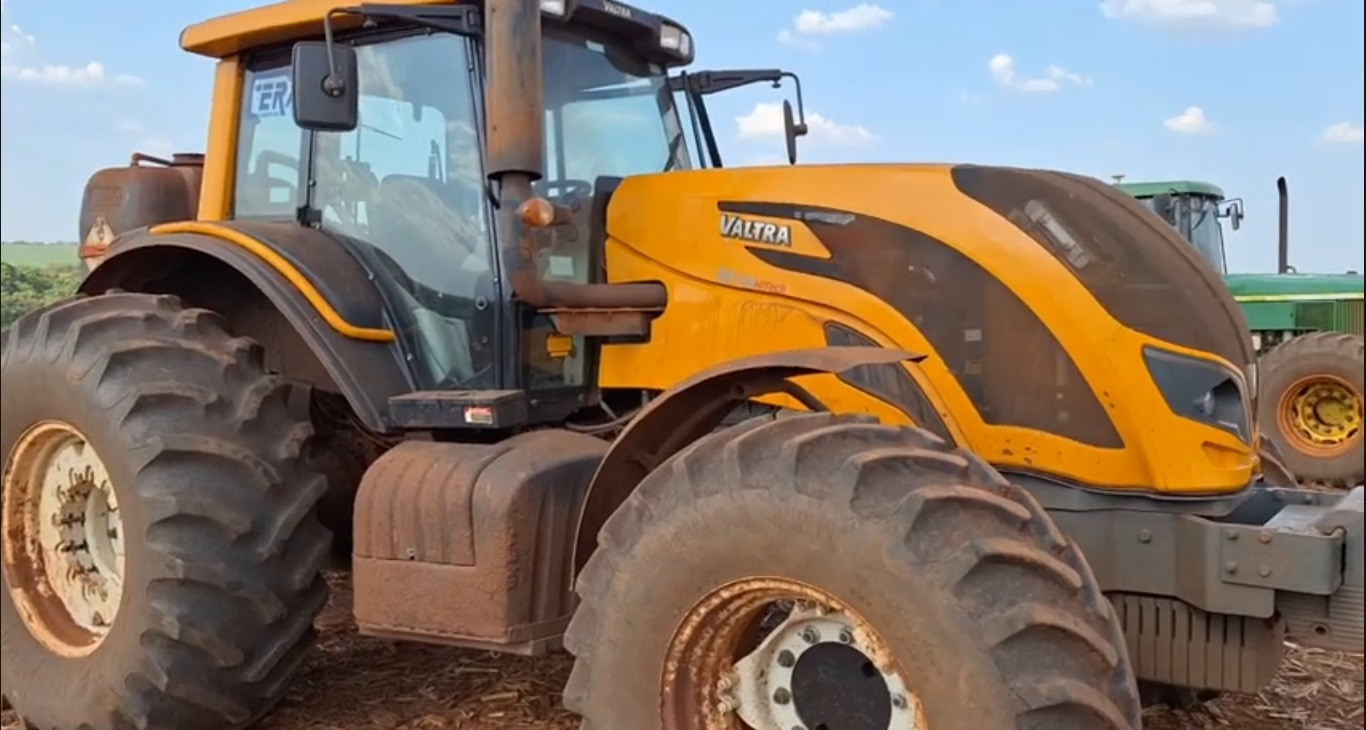 Trator Valtra BH194 