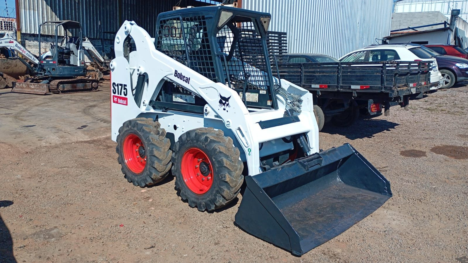 Mini Carregadeira Bobcat S175 2012 - Revisada - Motor Refeito
