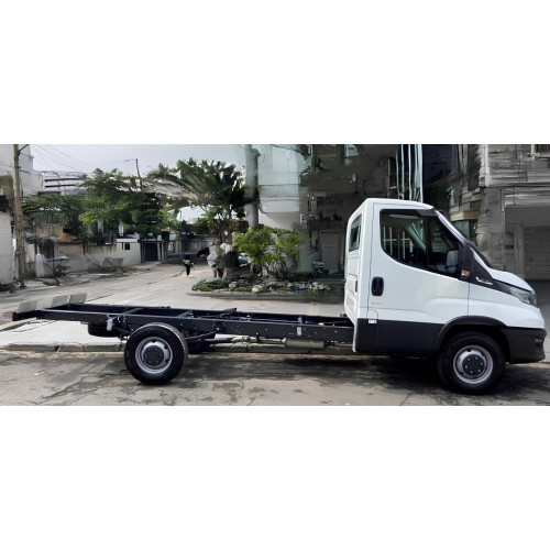 Caminhão Iveco Daily 35-160 – Ano 2024/25 | Chassi Longo | 0 km