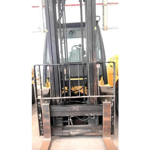 Empilhadeira Yale GP90VX 2011 | 4.500 kg | Ar-condicionado | 16.000 horas