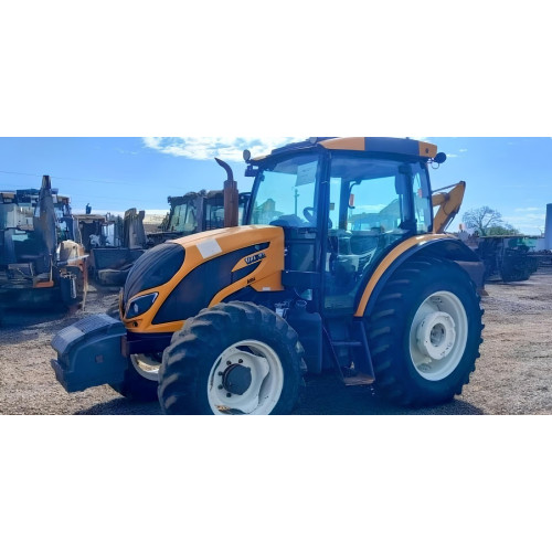 Trator Valtra Valmet BH 104 ano 2021, 4x4, com 7.660 horas
