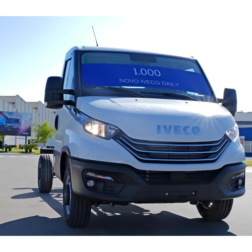 Caminhão Iveco Daily 35-160 ano 2024/25 com chassis longo, 0 Km