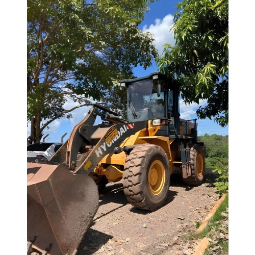 Pá Carregadeira Hyundai HL635L ano 2022 com 2.200 horas
