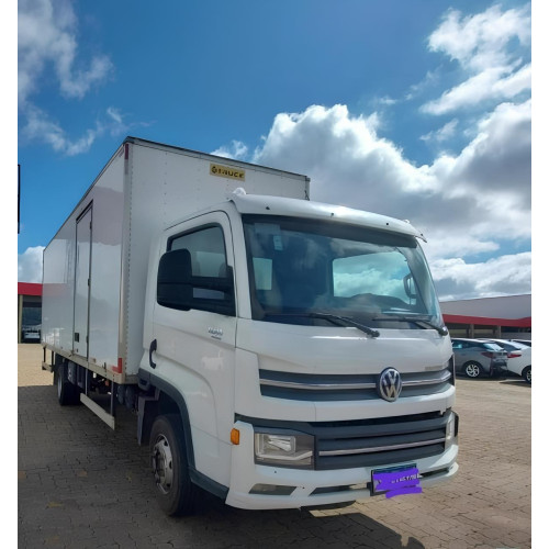 Caminhão Volkswagen VW 11.180 Delivery ano 2023