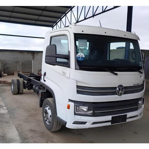Caminhão Volkswagen VW 11.180 Delivery - ano 2023 4x2 no chassi 0 Km