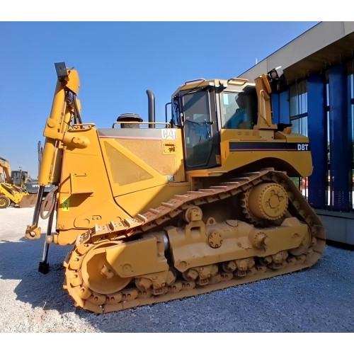 Trator de Esteira Caterpillar D8T ano 2007 com 16.950 horas, ar condicionado