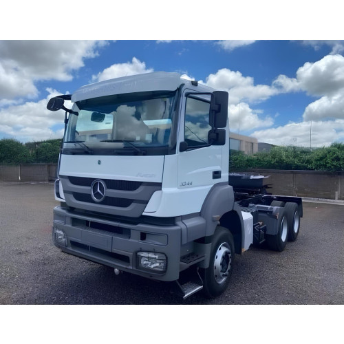 Caminhão Mercedes Benz MB 3344 ano 2023, cavalo mecânico, 6x4, automático