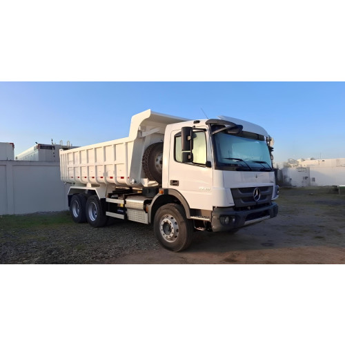 Caminhão Mercedes Benz MB 2730 ano 2023, 6x4, caçamba de 14 ㎥, média de 5.000 km
