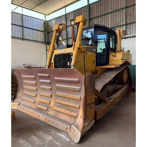 Trator de Esteira Caterpillar D6T ano 2018 com 10.000 horas