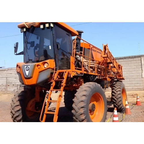 Pulverizador Uniport Jacto 3030 NPK Adubador ano 2019 com 8700 horas