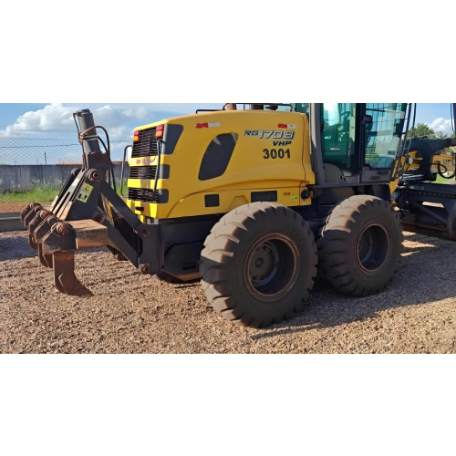 Motoniveladora New Holland RG 170B ano 2020 com 7.900 horas