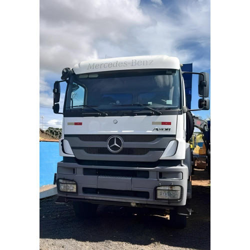 Caminhão Mercedes Benz MB Axor 4144 ano 2020, 6x4, com caçamba de 16 ㎥, 76.500 km