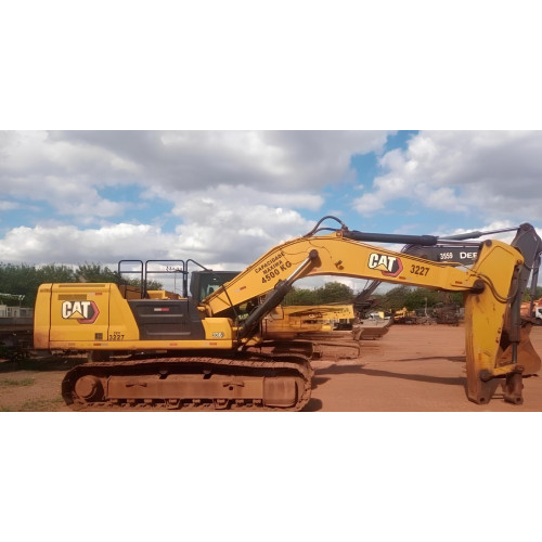 Escavadeira Caterpillar 336 ano 2021 com 9.770 horas