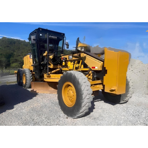 Motoniveladora Caterpillar 120 ano 2019 com 7.500 horas