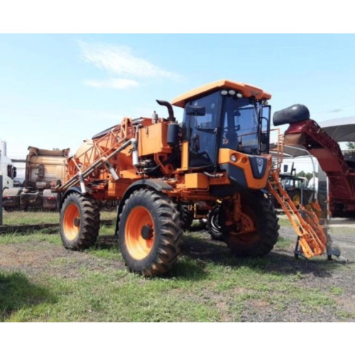 Pulverizador Jacto NPK 3030 Uniport ano 2018, 4x4, com 10.800 horas