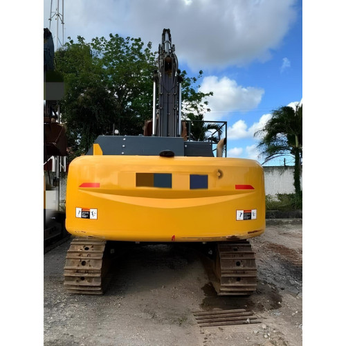 Escavadeira John Deere 350G LC ano 2023 com 1750 horas