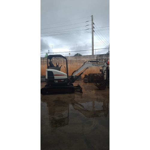 Mini Escavadeira Bobcat E26 2013 - 3.300 horas - Revisada