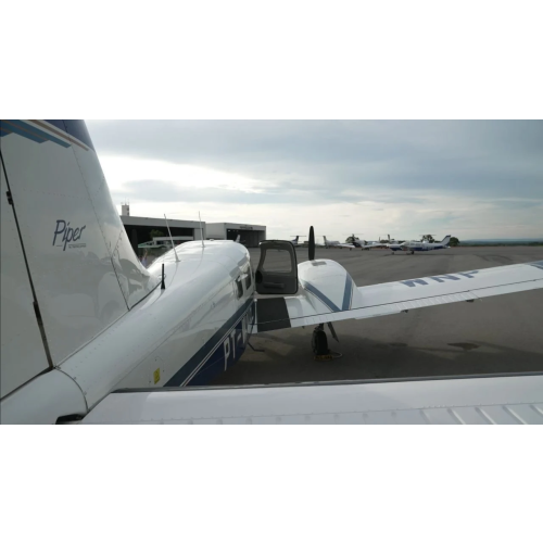 Aeronave Piper Seneca IV - Conforto e Desempenho em Cada Voo!