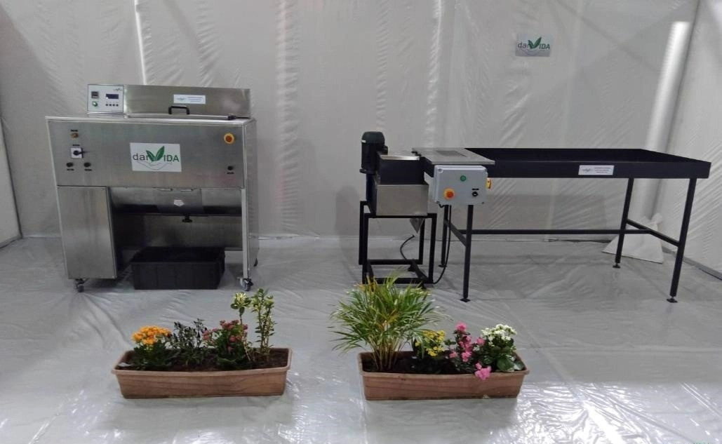 Compostagem Acelerada: Máquina para 100 Kg/hr