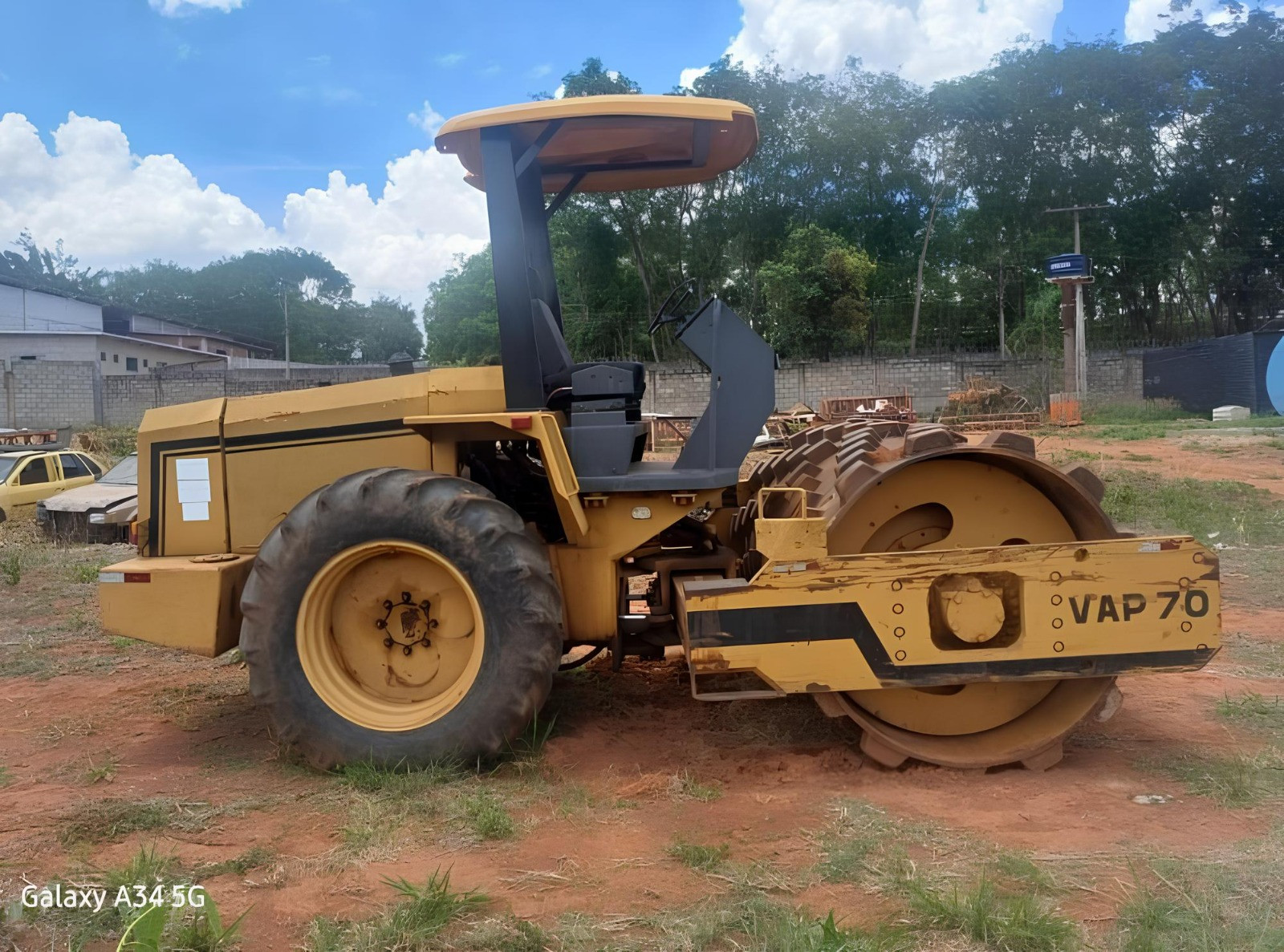 Rolo Compactador Muller VAP70
