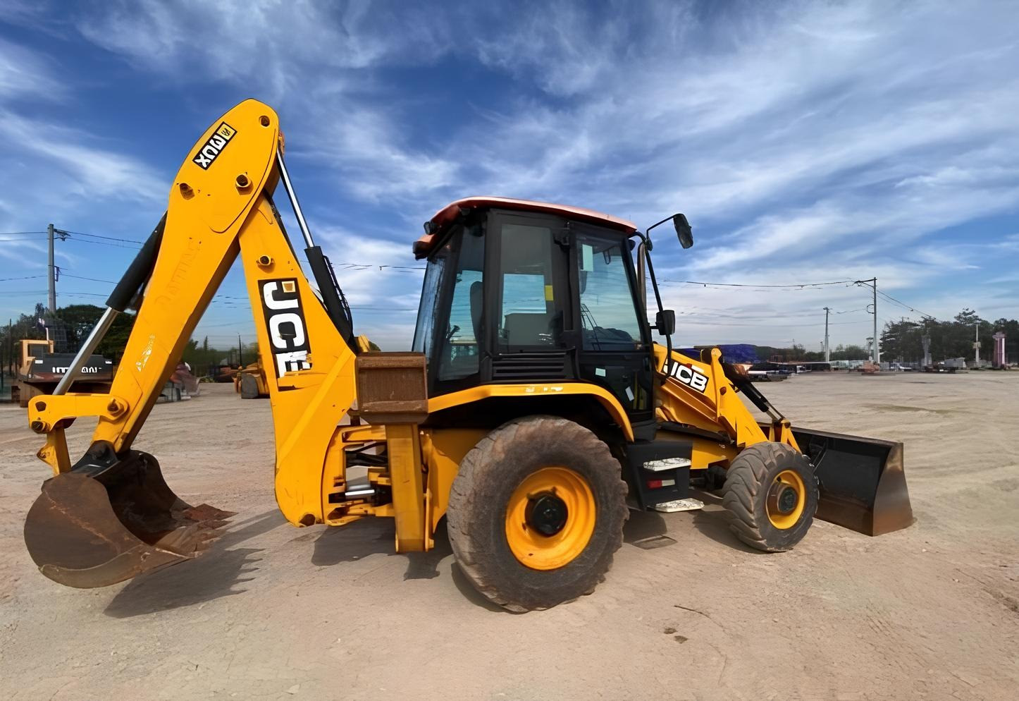 Retroescavadeira JCB 3CX ano 2020, 4x4, com 3.180 horas