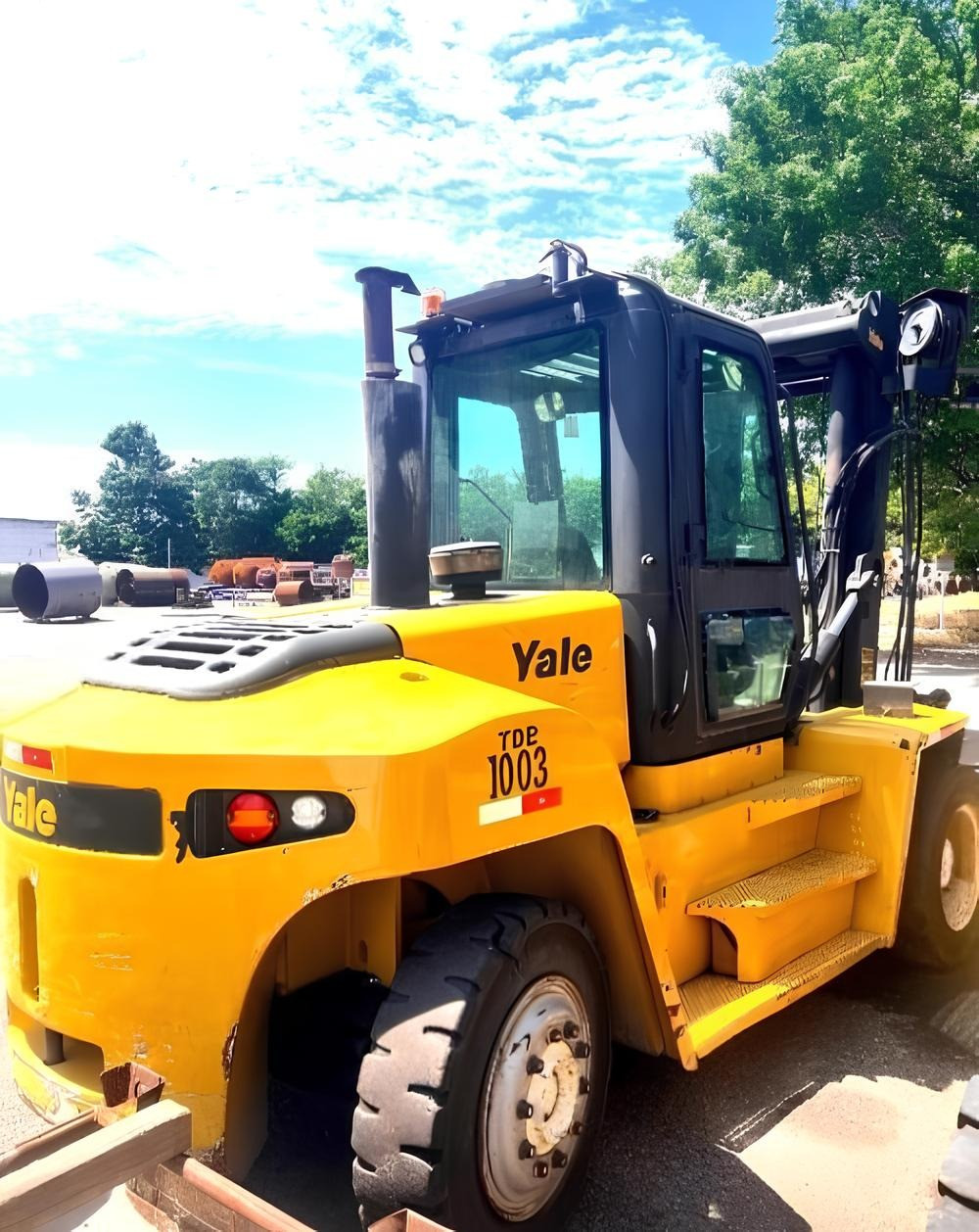 Empilhadeira Yale GP230VX ano 2011 com 9.500 horas