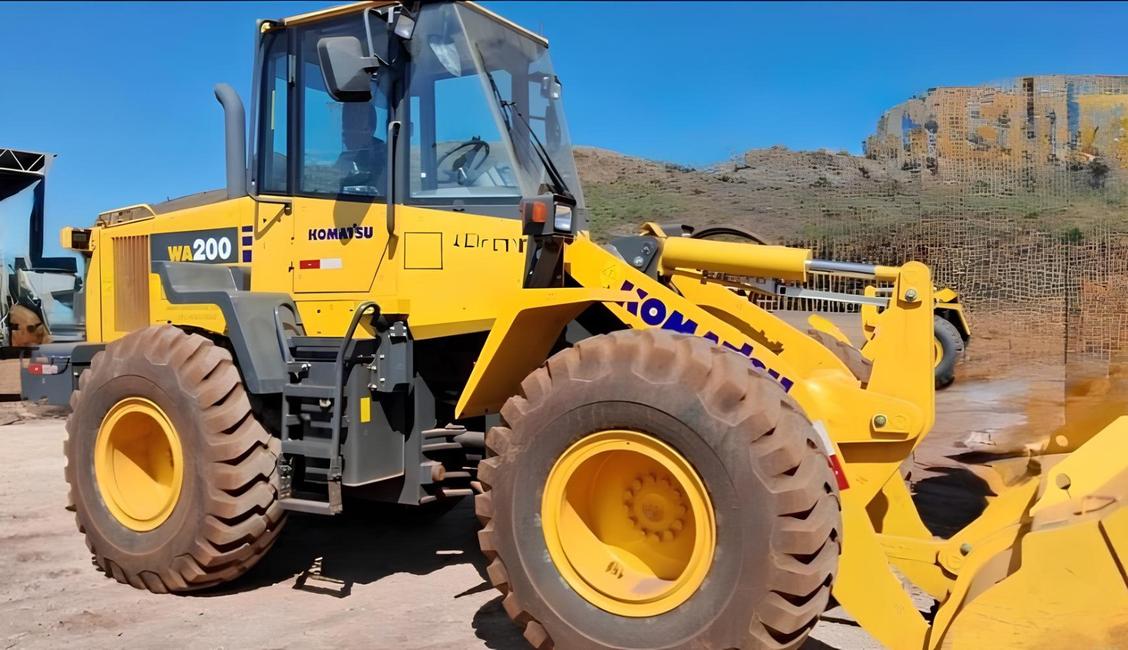 Pá Carregadeira Komatsu WA200 ano 2024 com apenas 109 horas