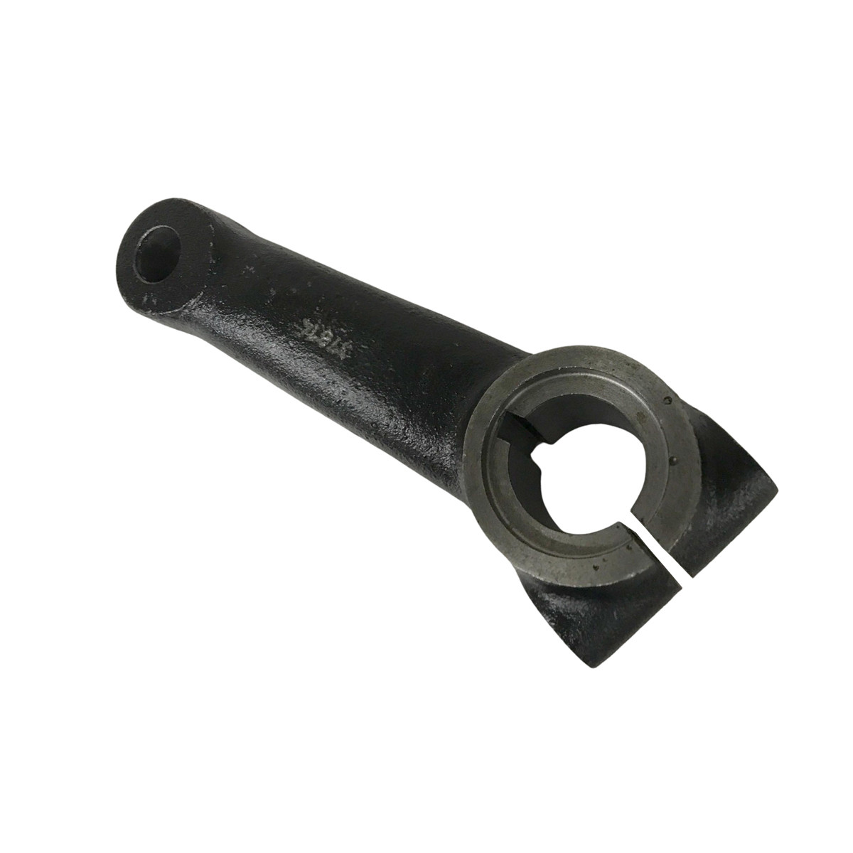BRACO DIREITO MANGA EIXO FORD 5600/6600/6610 C5NN-3130A