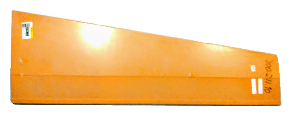 CHAPA LATERAL SUPERIOR DIREITA VALMET 4X4 885/985/880/980 80021110